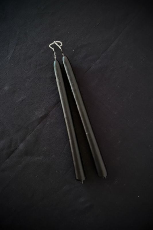 Large Spell Candles - Black, perfect for rituals and enhancing spiritual practices.
